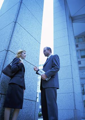 2025年最新ガイド：覆面調査員として副業を成功させるための完全戦略